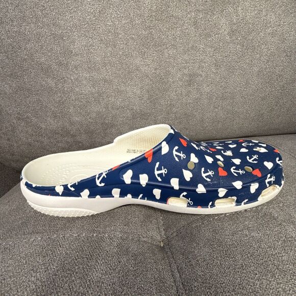 Freesail Crocs Women’s Size 10 Blue & White Anchors Hearts Clogs - Picture 12 of 12